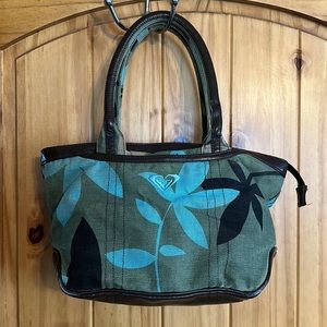 Roxy purse